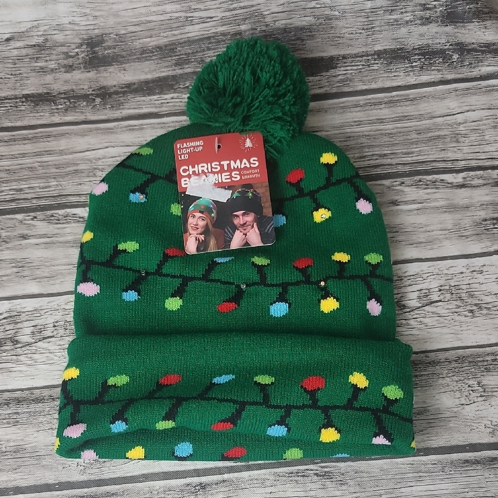 LED Christmas Beanie - Green